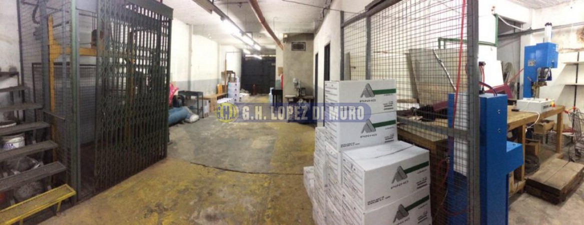 GALPON EN 2 PLANTAS CON ENTREPISO CON OFICINAS Y MONTACARGA. REF 589