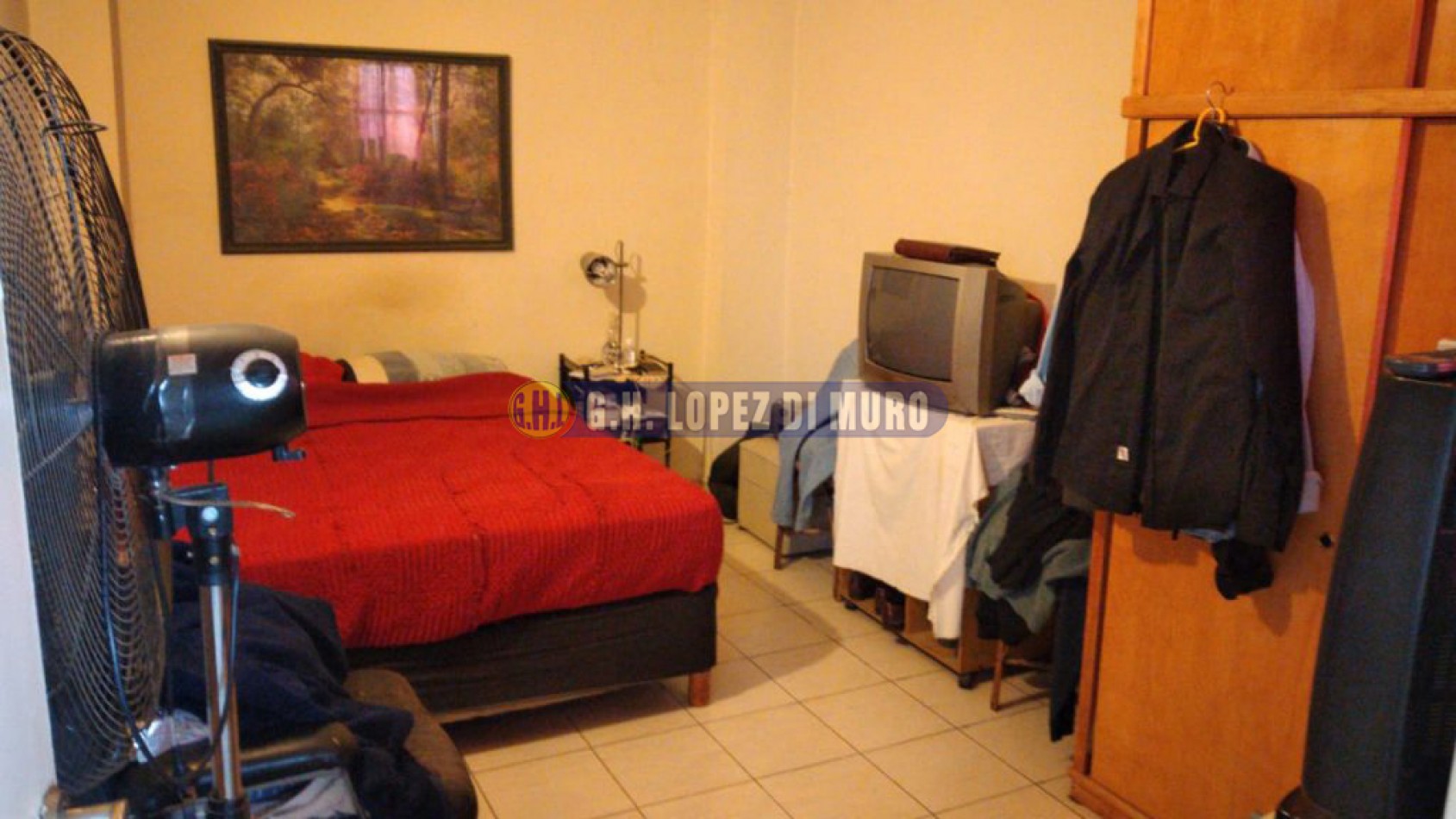 INMUEBLE COMPUESTO DE LOC DEPTO 3AMB CON BALCON Y PATIO + 2 DEPTOS 2 AMB (VENTA ENAL CON ENTREPISO + BLOCK). REF: 559