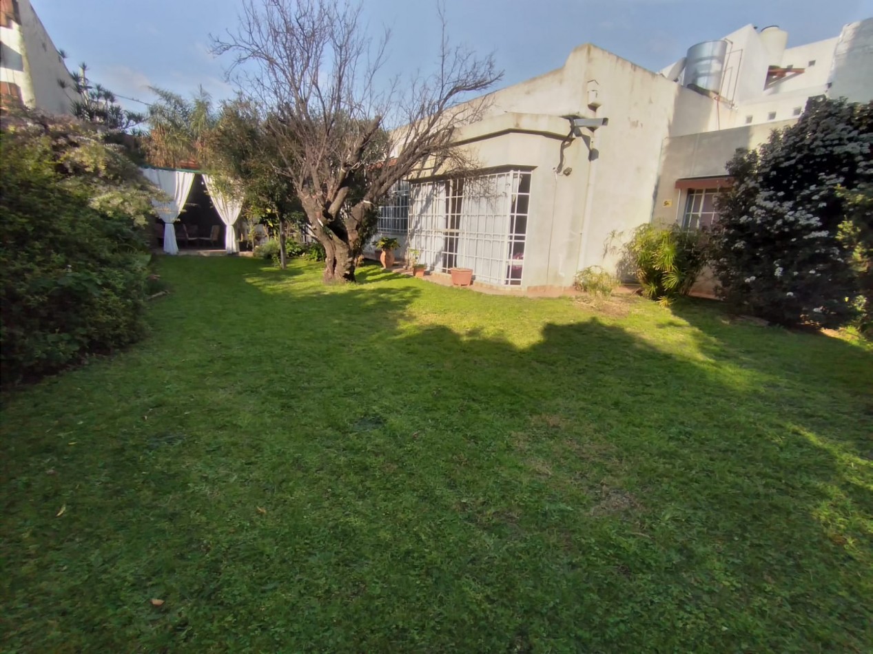 CASA 5 AMB CON 4 DORMITORIOS, 3 BAÑOS,  GARAGE PARA 2 AUTOS