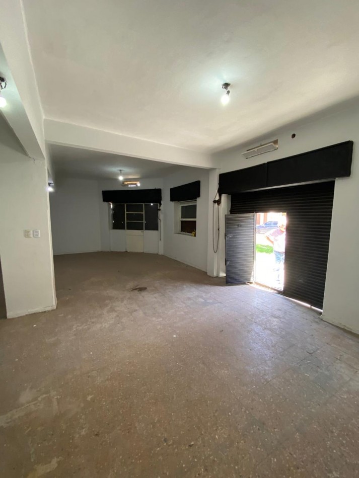 LOCAL DE 54.72 MTS2 CON BAÑO EN PRINCIPAL AVENIDA
