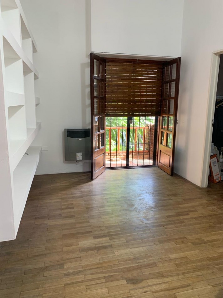 PH 4 AMB PLANTA ALTA AL FRENTE CON PATIO-TERRAZA "SIN EXPENSAS"
