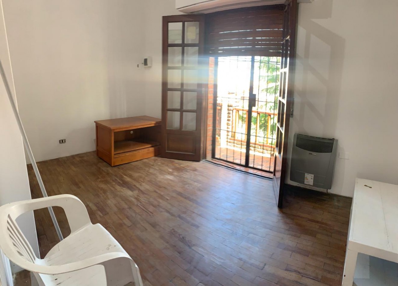 PH 4 AMB PLANTA ALTA AL FRENTE CON PATIO-TERRAZA "SIN EXPENSAS"
