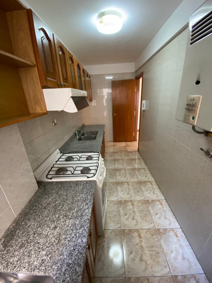 DEPARTAMETO 2 AMB AL CONTRAFRENTE CON BALCON CENTRICO