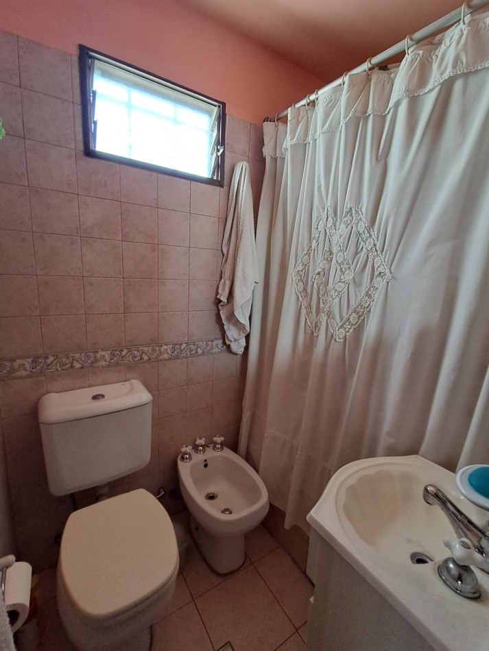 DUPLEX 3 AMB CON PATIO , ALTILLO Y ESPACIO GUARDA COCHE REF. 798