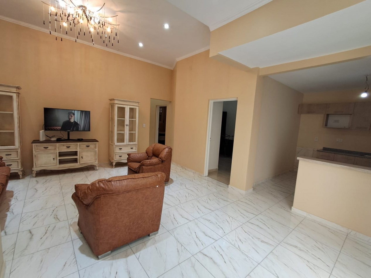 GALPON/LOCAL DE 68MTS2 CON VIVIENDA DE 3 AMB CON PATIO/GARAGE Y TERRAZA X T/SUPERFICIE CON CUARTO GUARDA UTILES 