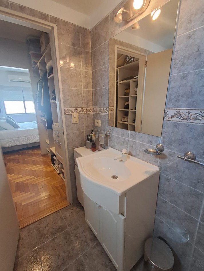 DEPARTAMENTO 4 AMB AL FRENTE, CON BALCON Y COCHERA.REF.833