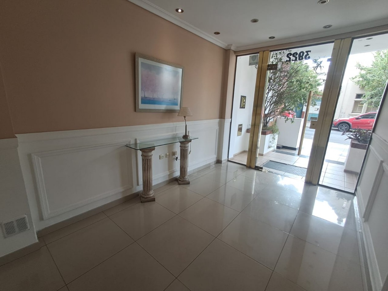 DEPARTAMENTO 4 AMB AL FRENTE, CON BALCON Y COCHERA.REF.833