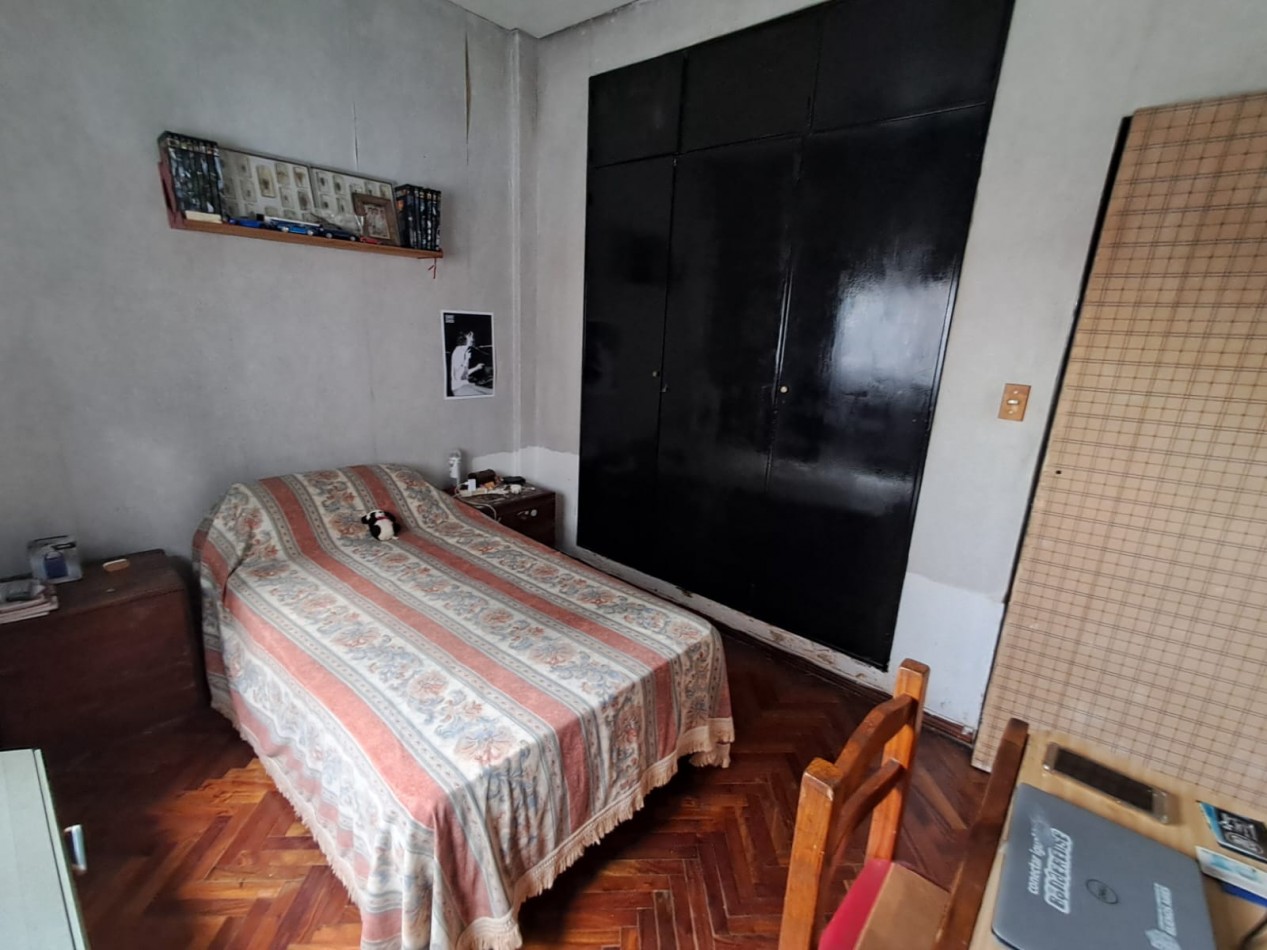 DEPARTAMENTO 3 AMB AL FRENTE CON BALCON.REF.836