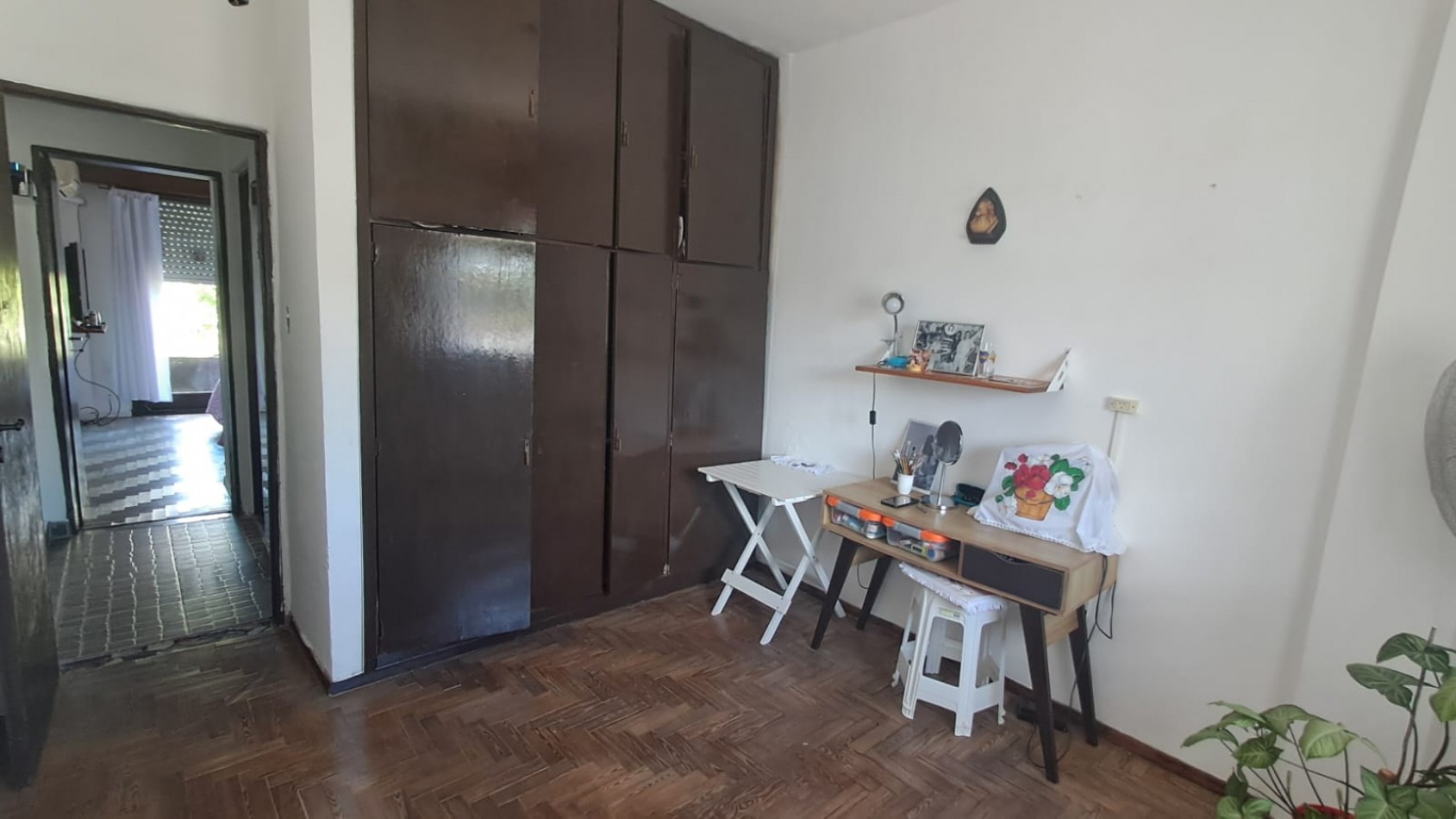 GALPON CON 2 OFICINAS Y VIVIENDA 3 AMB EN PLANTA ALTA