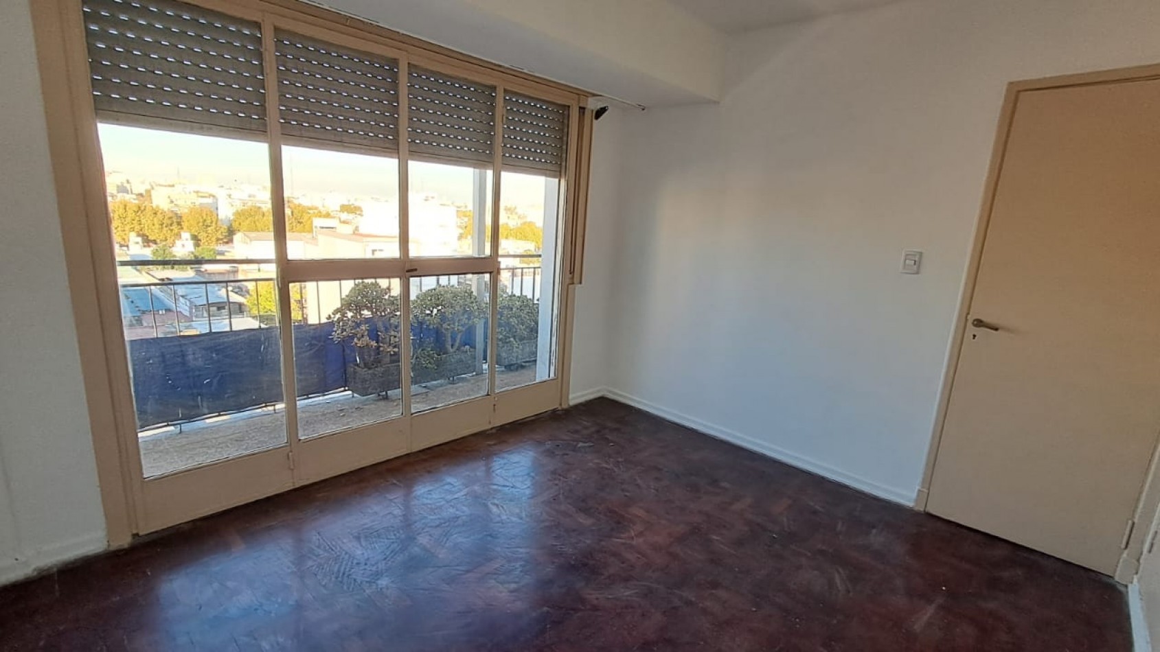 DEPTO 3 AMB CONTRAFRENTE CON BALCON.REF.845