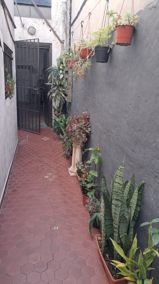 PH PB 3 AMB AL FONDO CON PATIO, TERRAZA X T/SUP Y GALPON CON COCINA, BAÑO Y ENTREPISO REF: 136