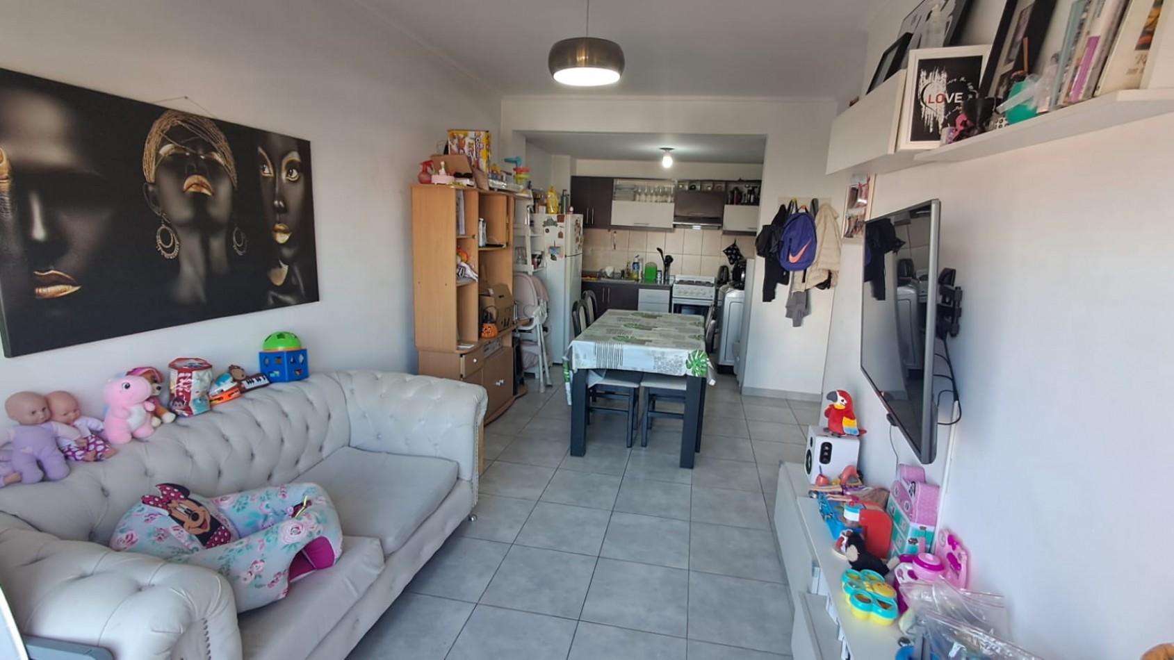 DEPARTAMENTO 3 AMB AL FRENTE CON BALCON CENTRICO. REF.858