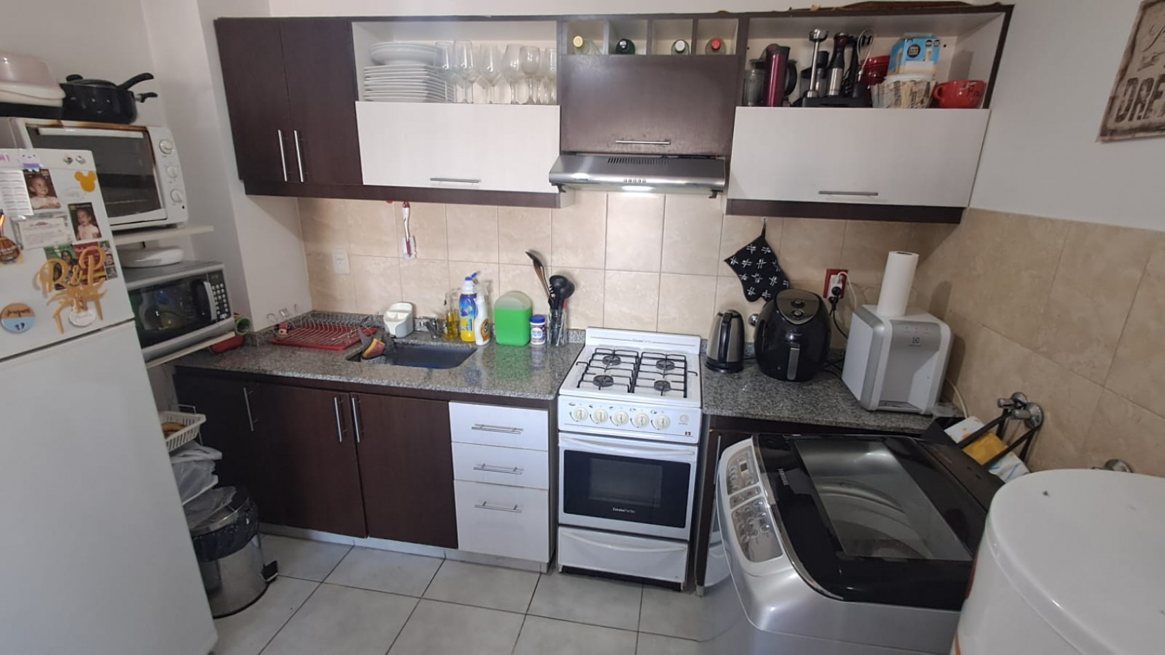 DEPARTAMENTO 3 AMB AL FRENTE CON BALCON CENTRICO. REF.858