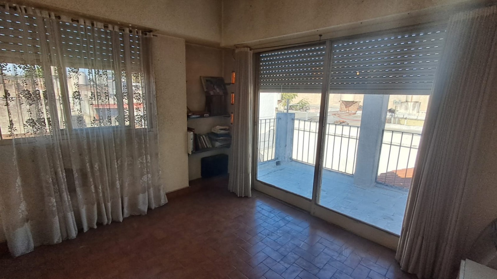 PH 4 AMB AL FRENTE CON ENTRADA INDIVIDUAL, PATIO Y PARRILLA.REF:861