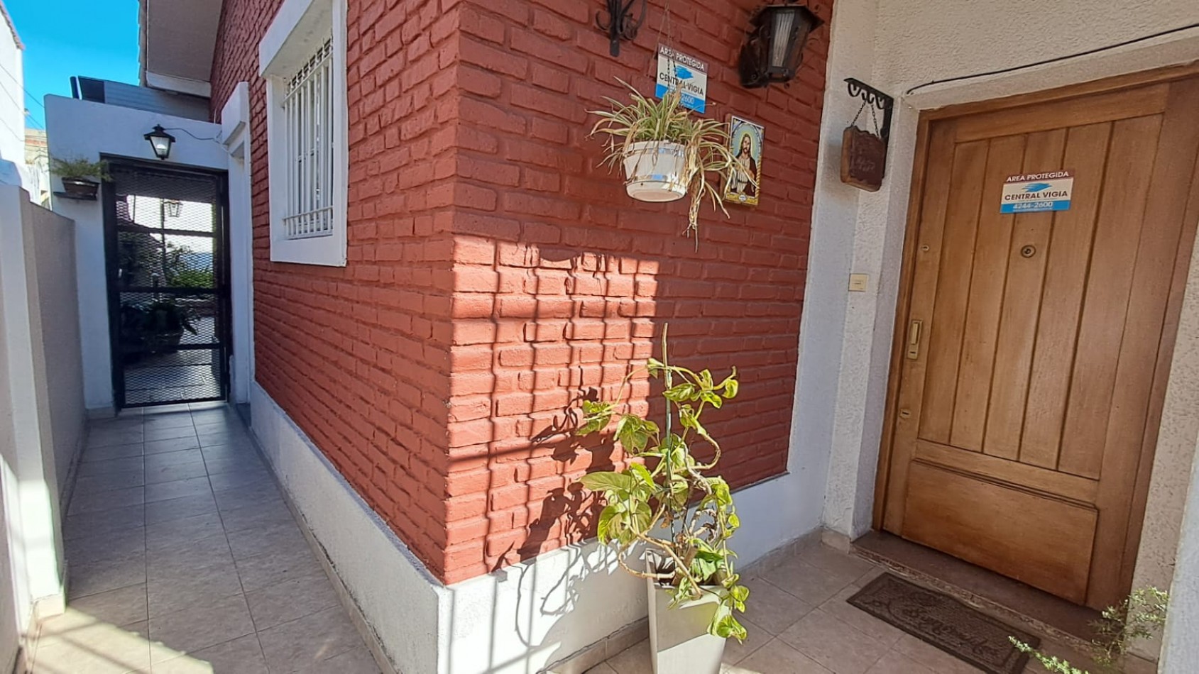 PH 4 AMB AL FRENTE CON ENTRADA INDIVIDUAL, PATIO Y PARRILLA.REF:861