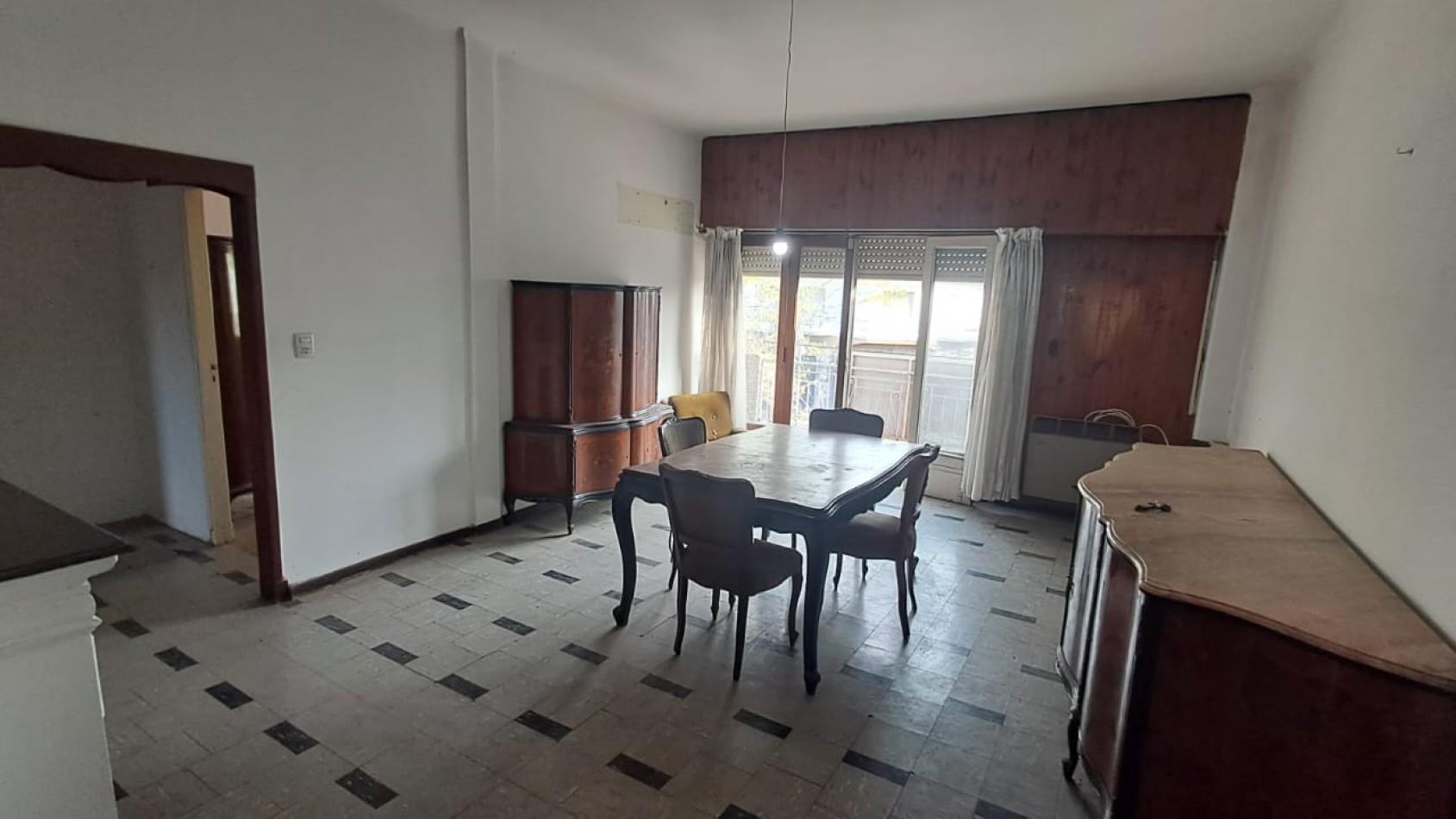 PH 3 AMB PLANTA ALTA AL FRENTE CON BALCON, PATIO Y TERRAZA, SIN EXPENSAS.REF.862