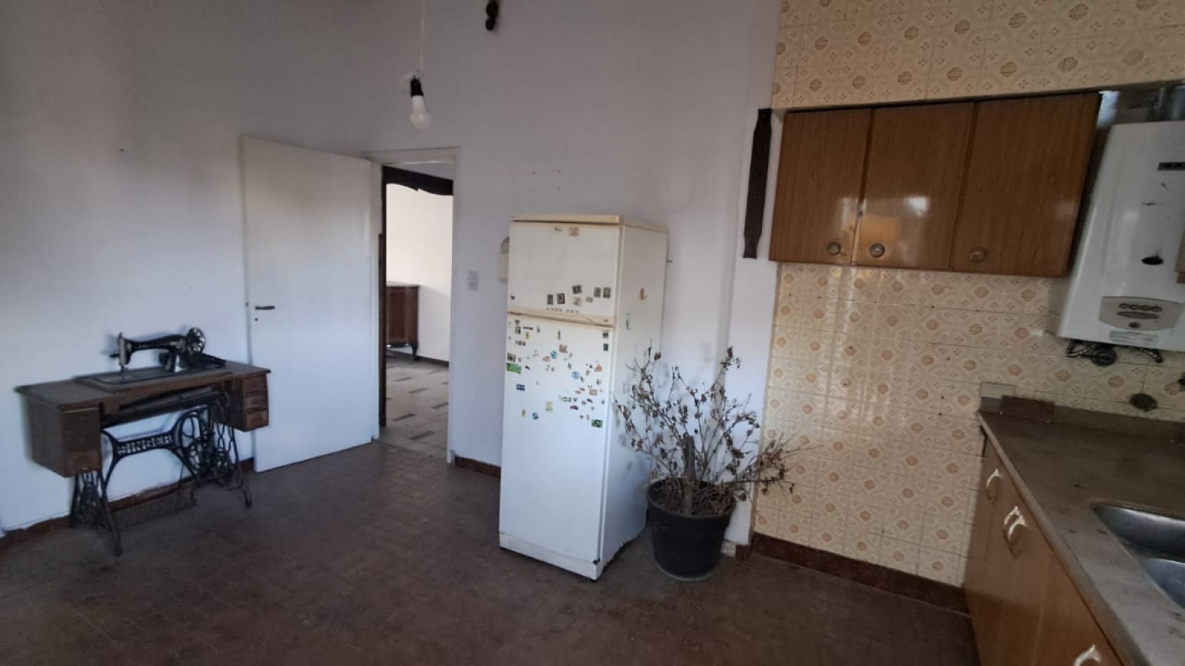 PH 3 AMB PLANTA ALTA AL FRENTE CON BALCON, PATIO Y TERRAZA, SIN EXPENSAS.REF.862