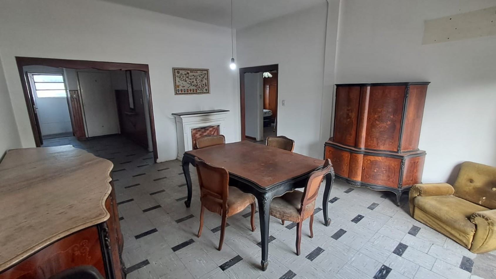 PH 3 AMB PLANTA ALTA AL FRENTE CON BALCON, PATIO Y TERRAZA, SIN EXPENSAS.REF.862