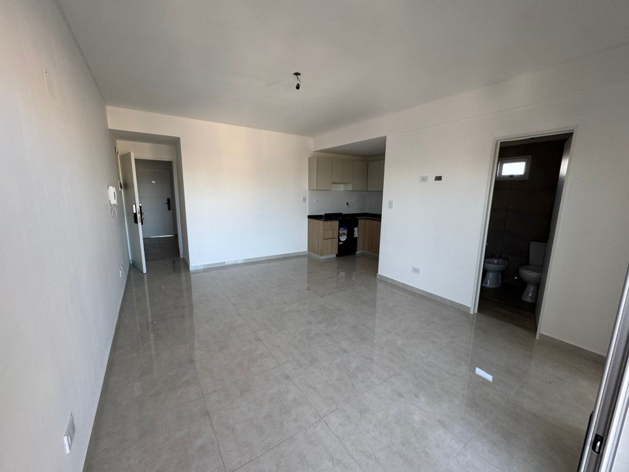 DEPARTAMENTOS A ESTRENAR 2amb AL CONTRAFRENTE CON BALCON, OPCIONAL CON COCHERA, MODELO 2.REF.863/2