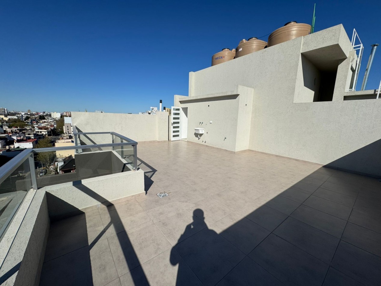 DEPARTAMENTOS A ESTRENAR 3 AMB AL FRENTE CON TERRAZA, BALCON Y COCHERA, MODELO 4. REF. 863/4