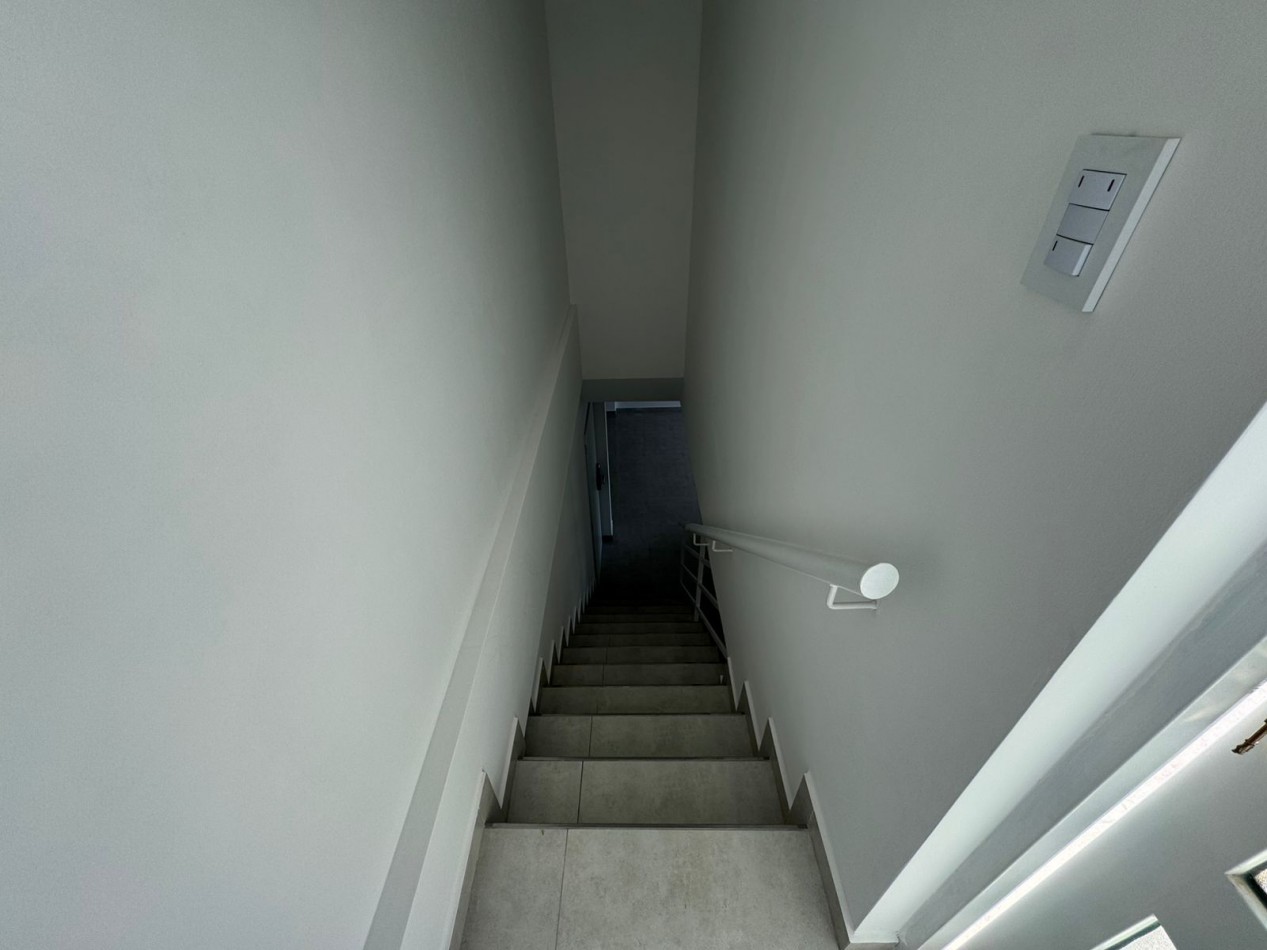 DEPARTAMENTOS A ESTRENAR 3 AMB AL FRENTE CON TERRAZA, BALCON Y COCHERA, MODELO 4. REF. 863/4