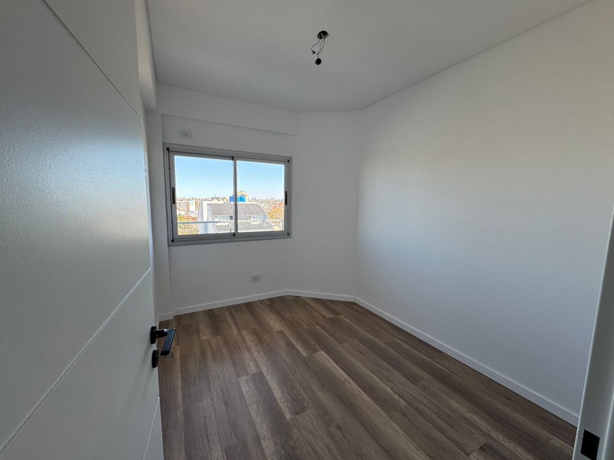 DEPARTAMENTOS A ESTRENAR 3 AMB AL CONTRAFRENTE CON TERRAZA, BALCON Y COCHERA, MODELO 5. REF. 863/5 