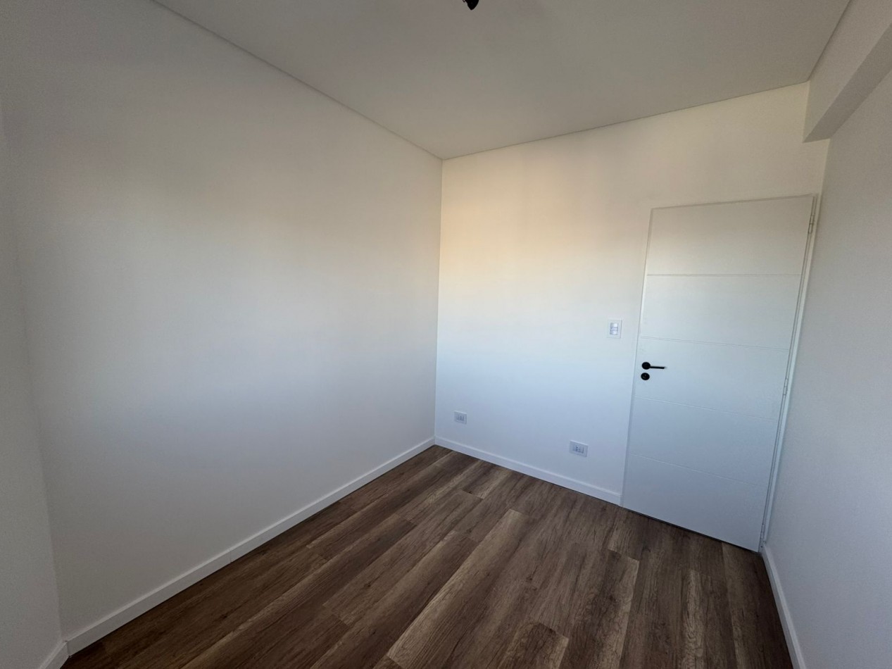 DEPARTAMENTOS A ESTRENAR 3 AMB AL CONTRAFRENTE CON TERRAZA, BALCON Y COCHERA, MODELO 5. REF. 863/5 