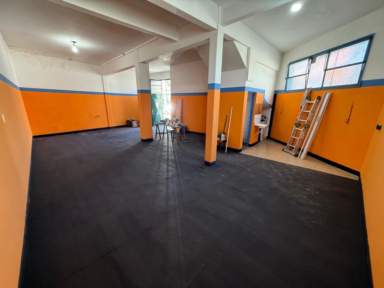 GALPON DE 71.73 M2 CON BAÑO (OPCIONAL COCHERA) REF. 869/1