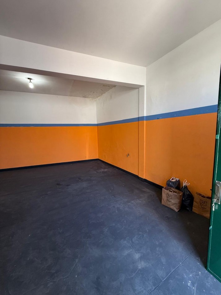 GALPON DE 71.73 M2 CON BAÑO (OPCIONAL COCHERA) REF. 869/1