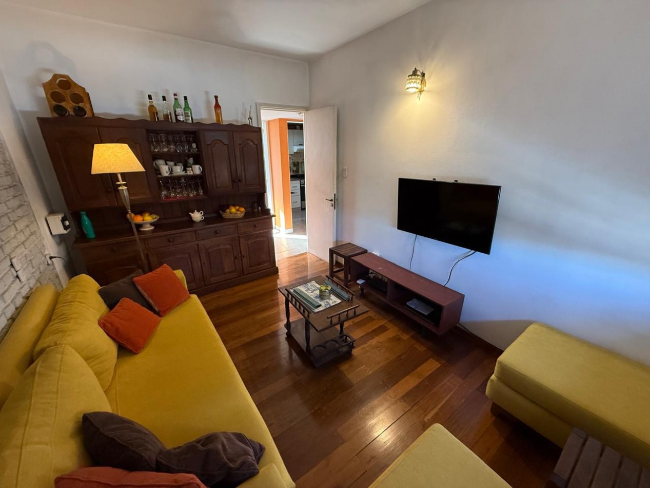  2 PHS ( 1 DE 5 AMB Y OTRO 2 AMB + GALPON + COCHERA REF. 869/1/3/4 