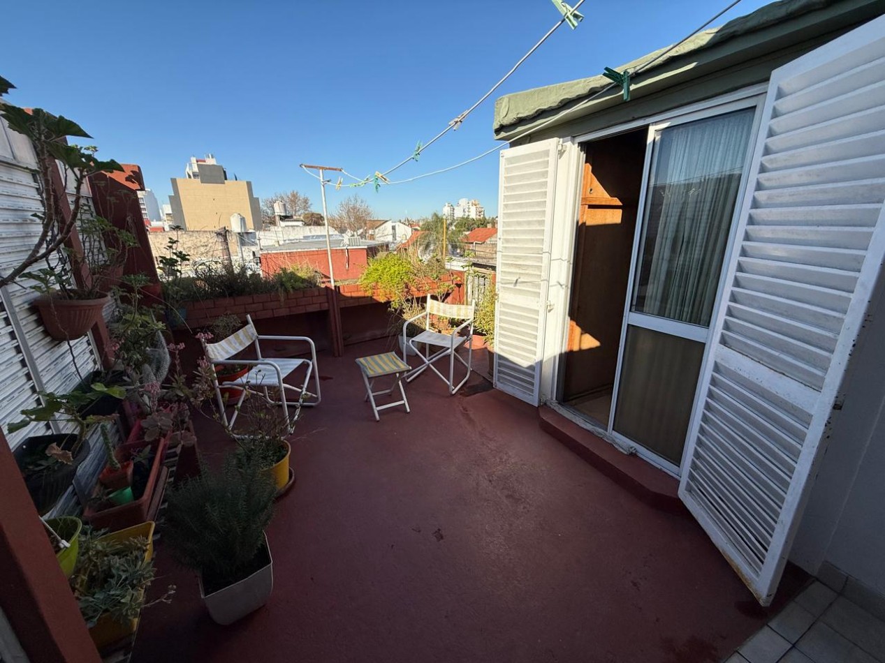  2 PHS ( 1 DE 5 AMB Y OTRO 2 AMB + GALPON + COCHERA REF. 869/1/3/4 