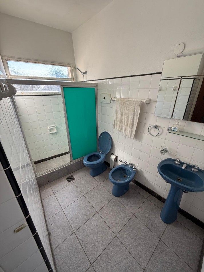  2 PHS ( 1 DE 5 AMB Y OTRO 2 AMB + GALPON + COCHERA REF. 869/1/3/4 