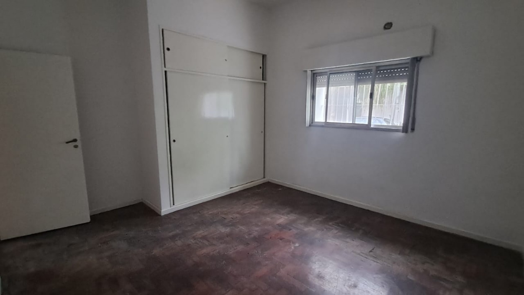  PH 3 AMB AL FRENTE C/ENTRADA INDEPENDIENTE, PATIO Y LAVADERO REF. 877