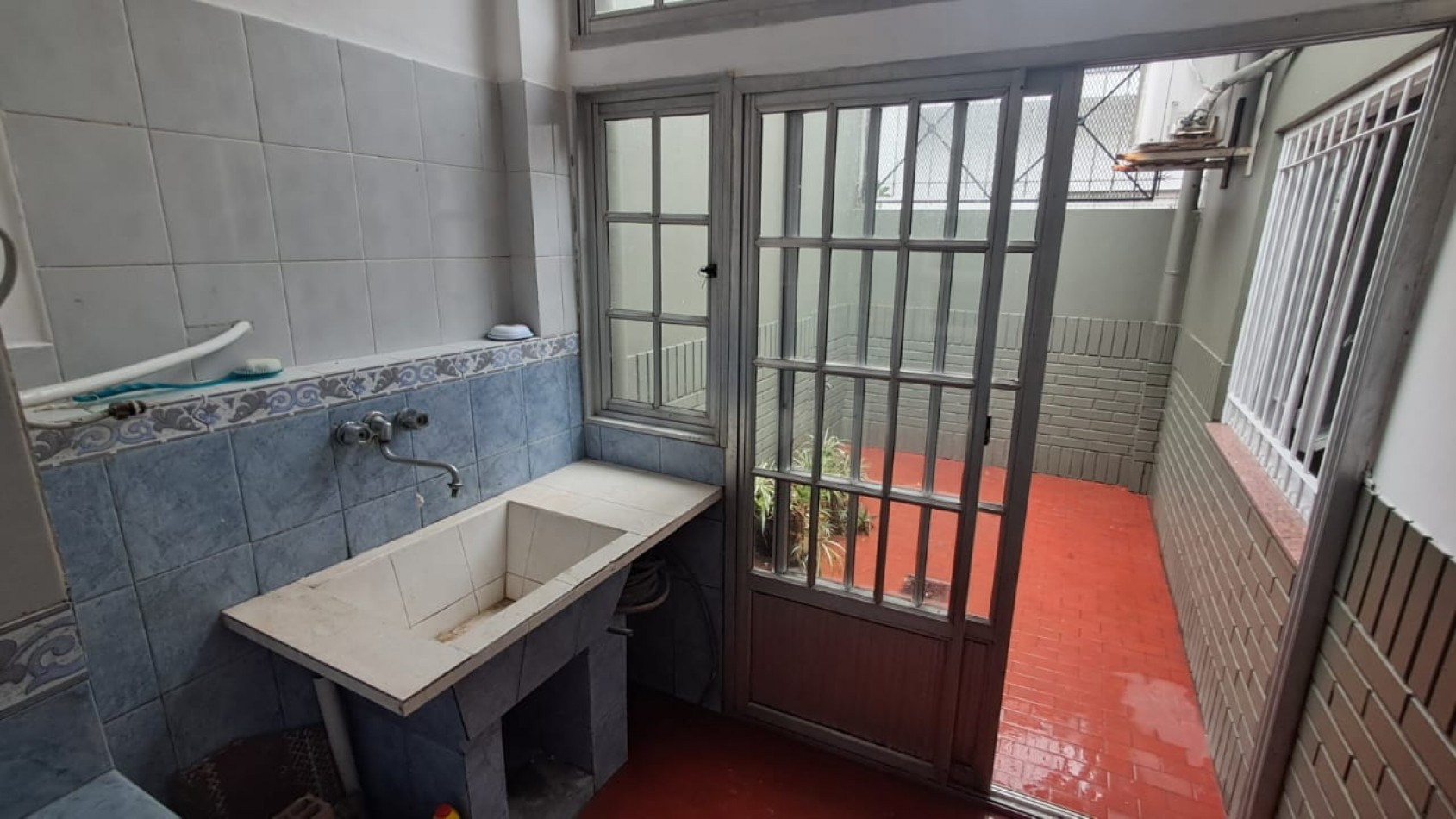  PH 3 AMB AL FRENTE C/ENTRADA INDEPENDIENTE, PATIO Y LAVADERO REF. 877