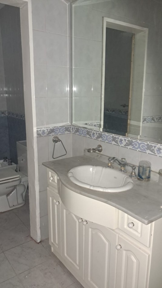  PH 3 AMB AL FRENTE C/ENTRADA INDEPENDIENTE, PATIO Y LAVADERO REF. 877