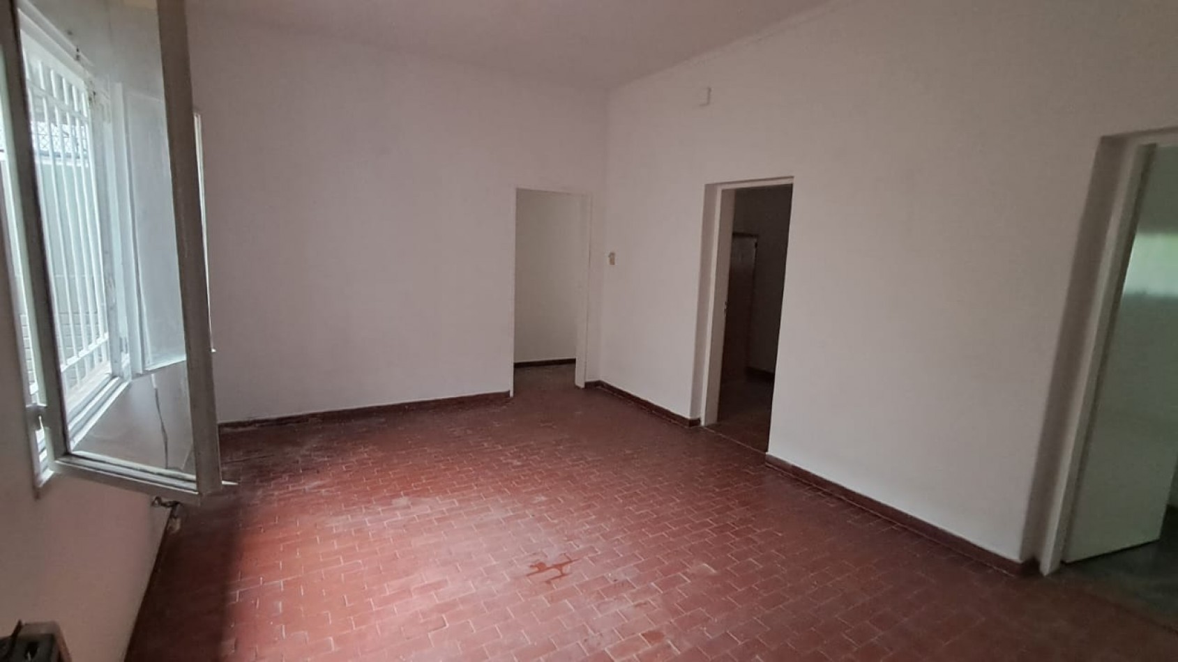  PH 3 AMB AL FRENTE C/ENTRADA INDEPENDIENTE, PATIO Y LAVADERO REF. 877