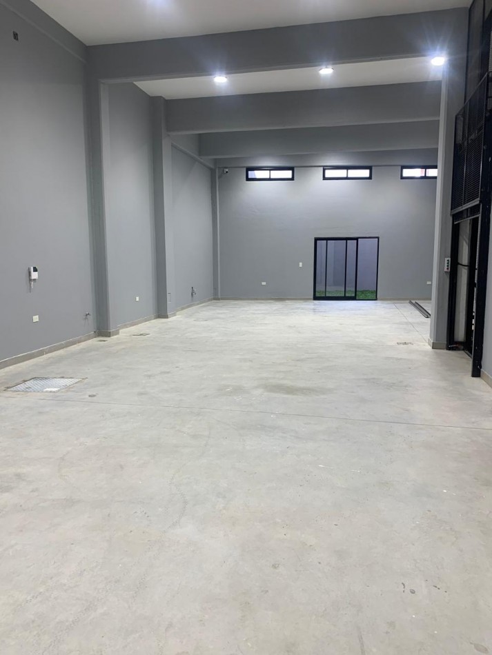 GALPON CON DEPOSITO Y POSIBLE VIVIENDA U OFICINAS (POSIBLE FINANCIACION) REF. 876