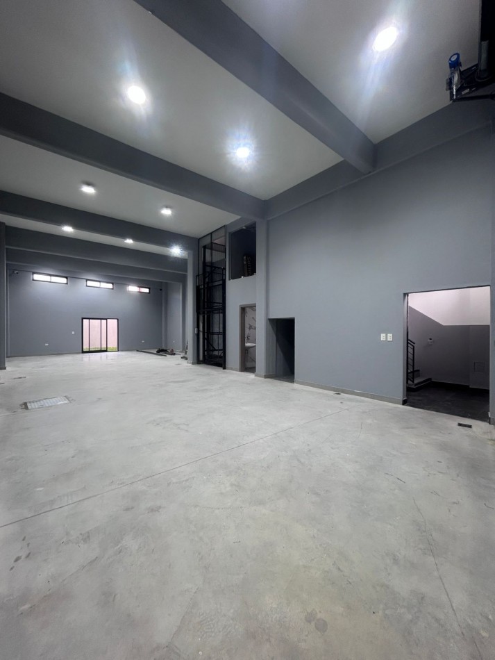 GALPON CON DEPOSITO Y POSIBLE VIVIENDA U OFICINAS (POSIBLE FINANCIACION) REF. 876