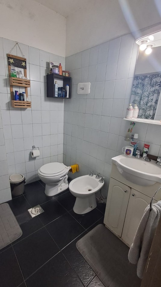 PH 3 AMB PLANTA BAJA AL FRENTE CON ENTRADA INDEPENDIENTE, PATIO Y ENTREPISO "SIN EXPENSAS" REF. 875