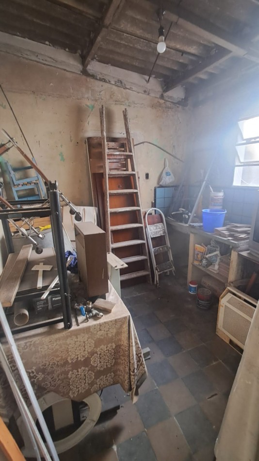 PH 2 PB AL FRENTE CON COCHERA, PATIO Y TERRAZA  "SIN EXPENSAS" REF. 880