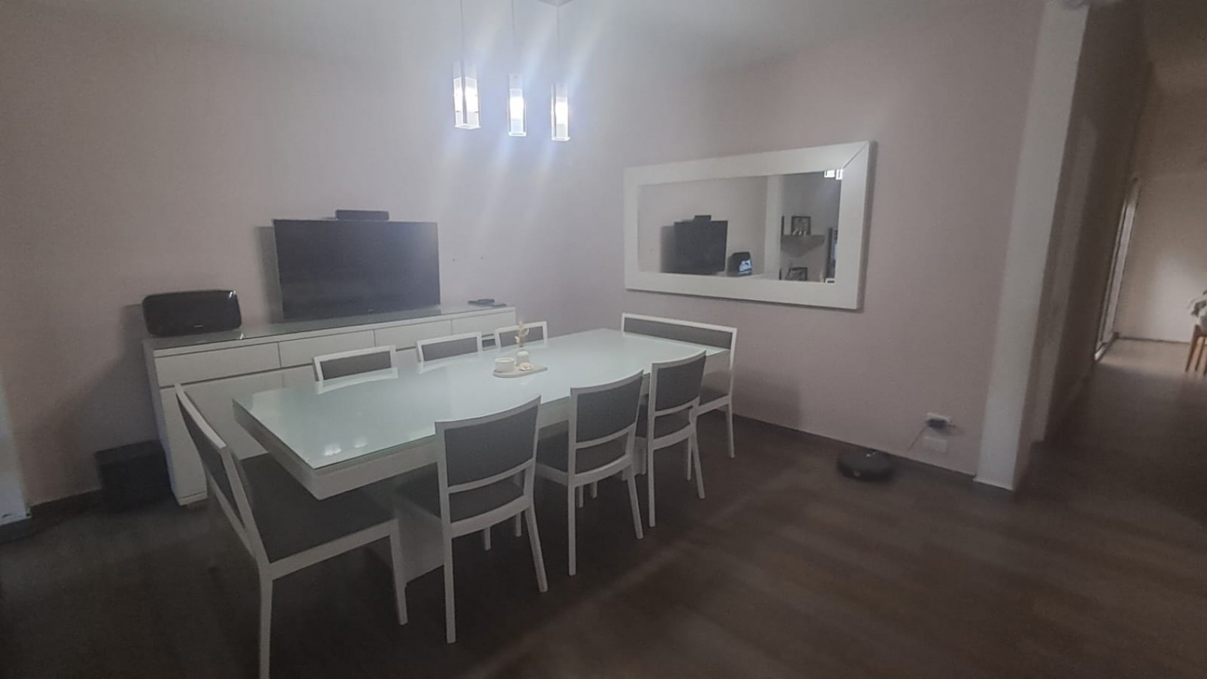 CASA 4 AMB CON GARAGE CUBIERTO, QUINCHO CON PARRILLA Y PATIO REF. 883