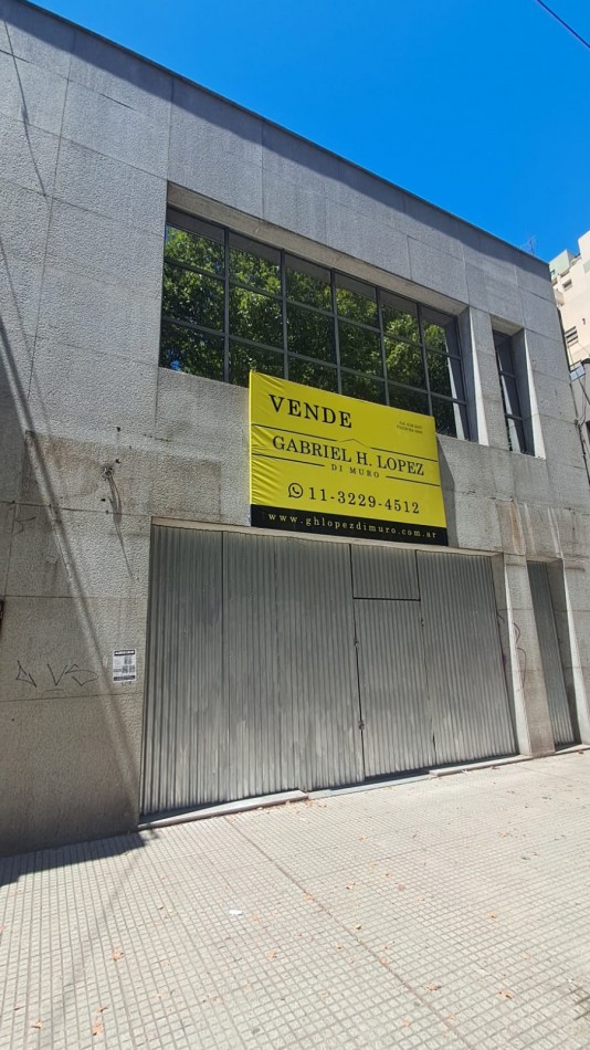 LOCAL EN 2 PLANTAS EN ZONA COMERCIAL