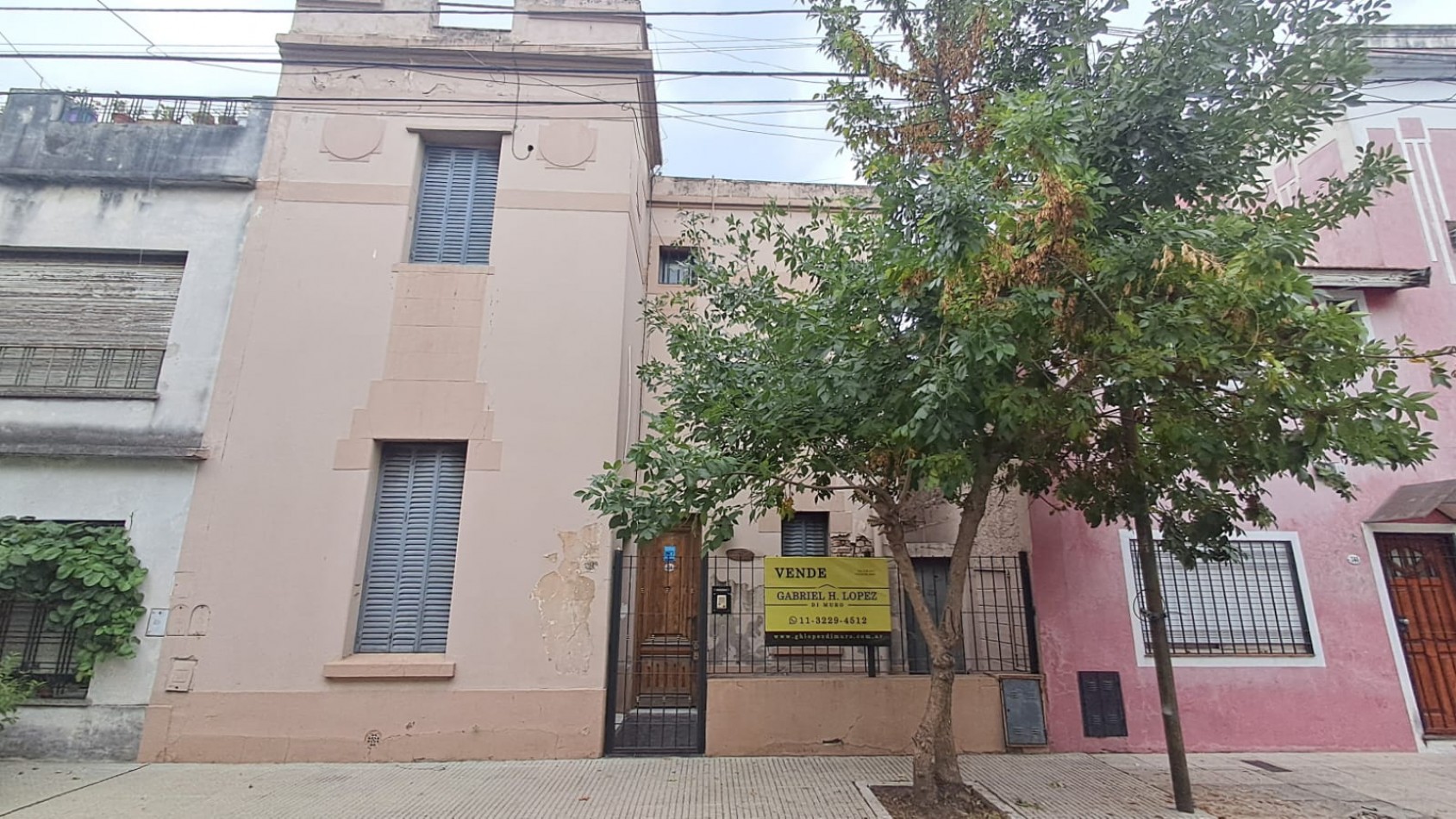 CASA 5 AMBIENTES CON PATIO A REFACCIONAR. REF. 892