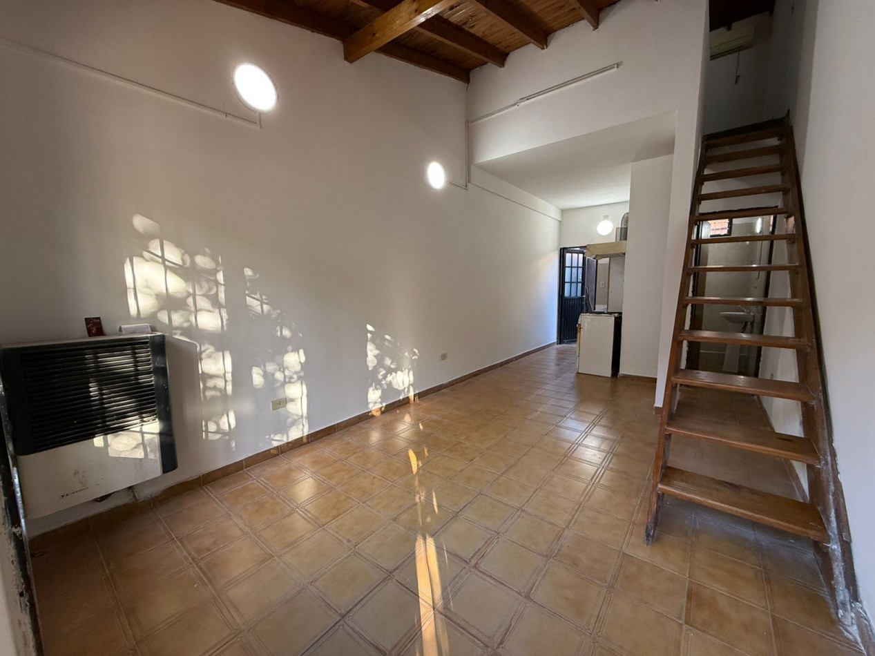 PH 2 AMB TIPO DUPLEX CON PATIO REF. 897