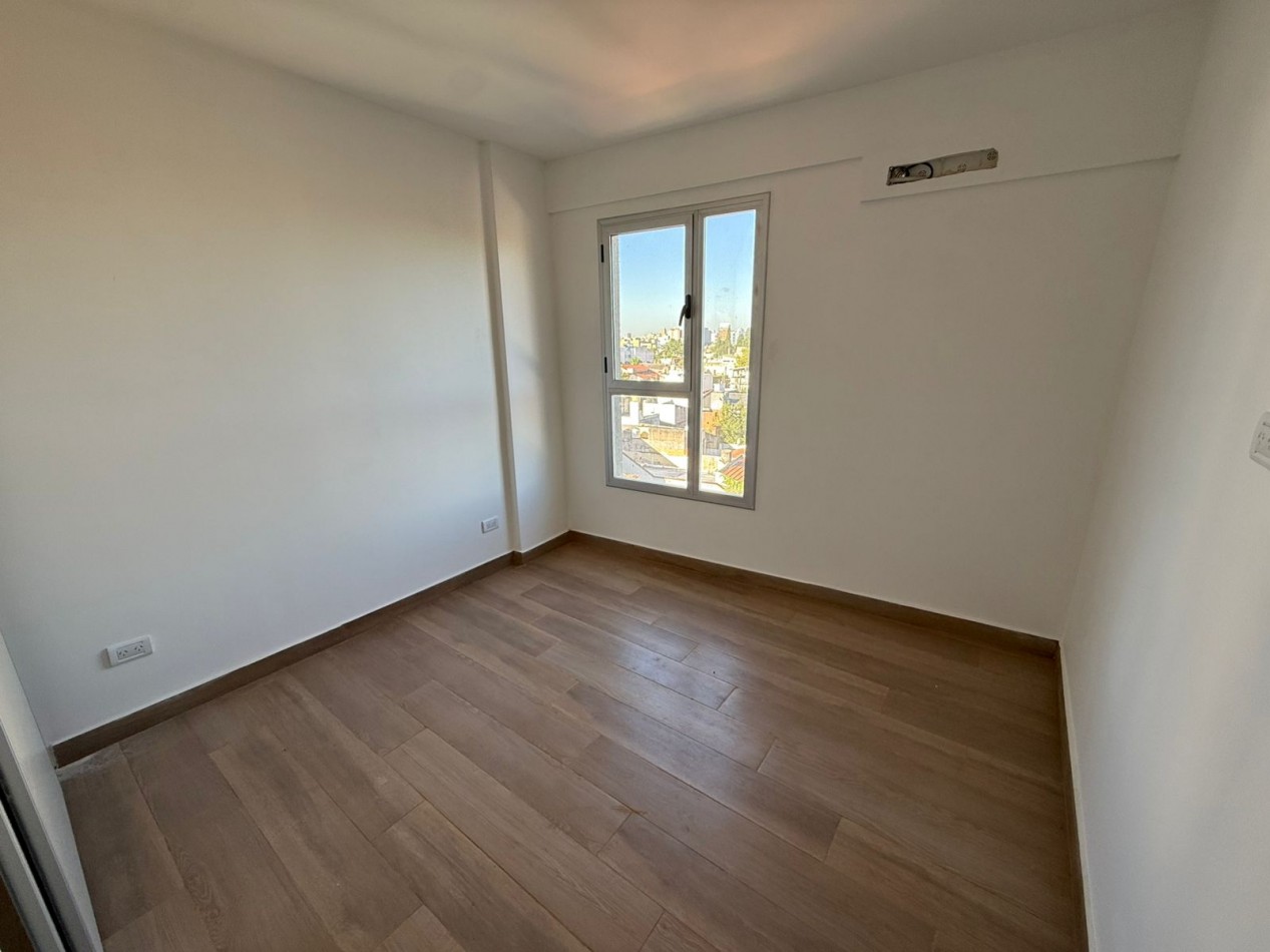 DEPTO 2 AMB CON BALCON CONTRAFRENTE (SIN EXPENSAS) REF. 898/2