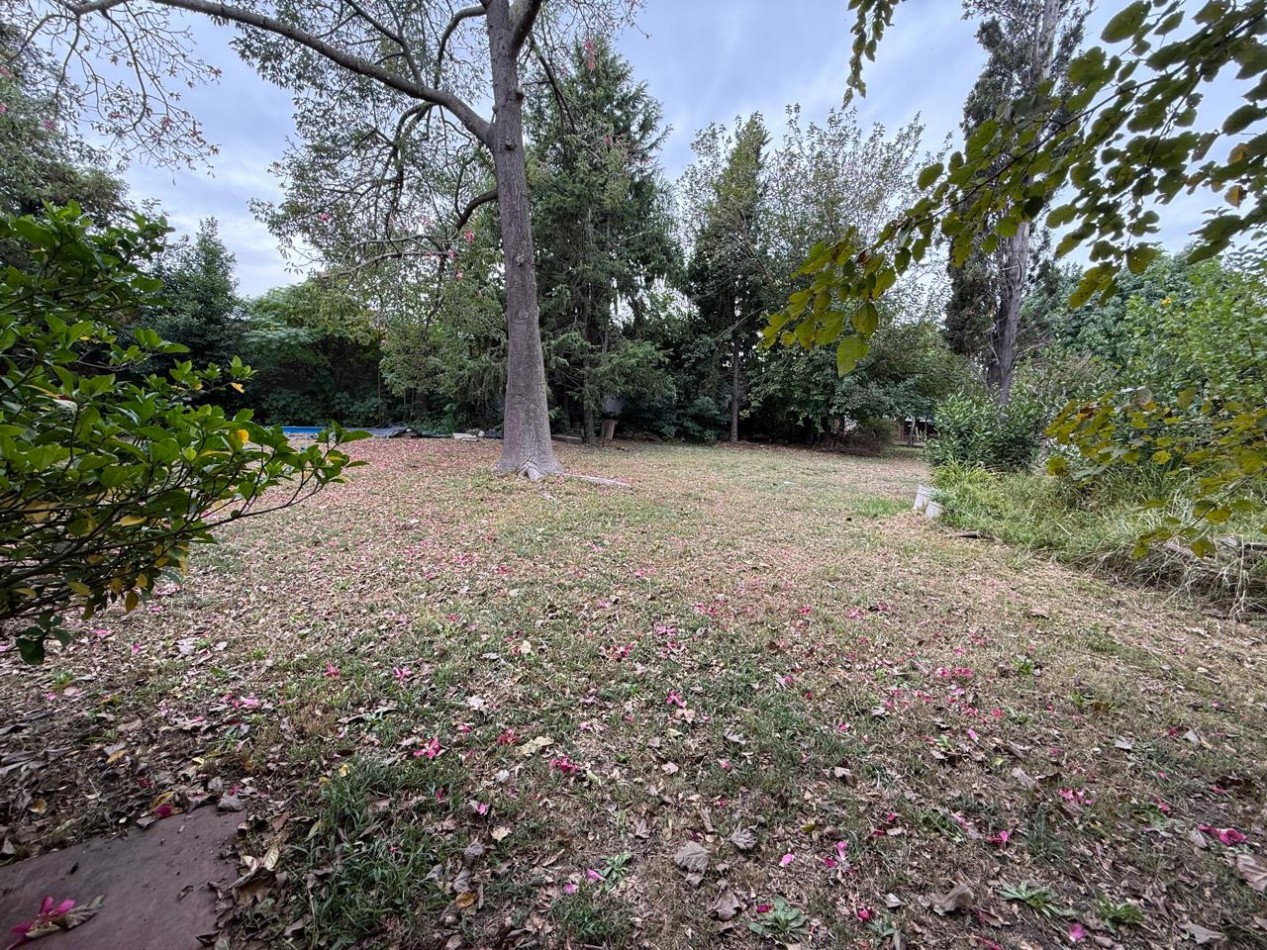 3 LOTES EN BLOCK - 1115M2 - QUINCHO C/ PARRILLA, TOILLETTE, GALERIA Y PILETA DE FIBRA REF. 899