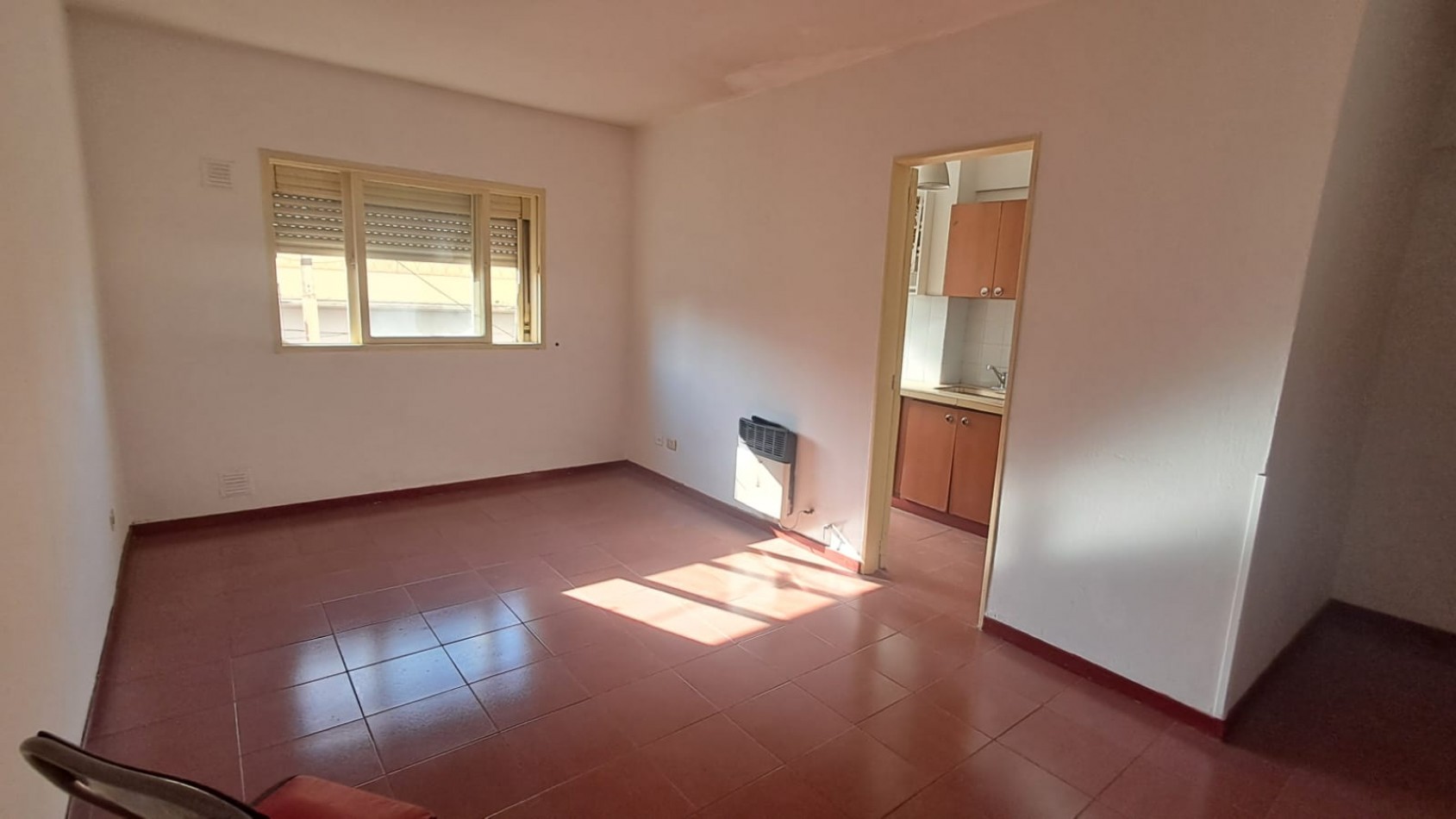 DEPARTAMENTO 2 AMB AL FRENTE. REF. 900