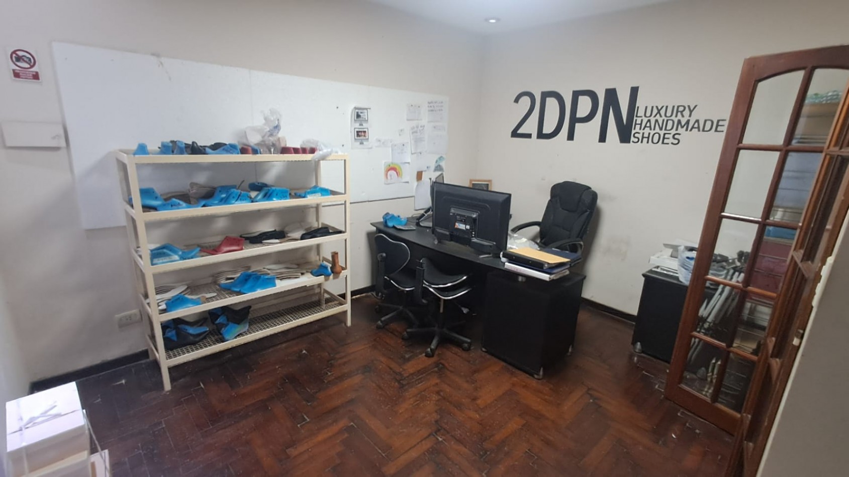 2 PHS COMPUESTO DE GALPON CON BAÑOS Y OFICINAS O VIVIENDA CON PATIO Y 1 DE ELLAS CON TERRAZA