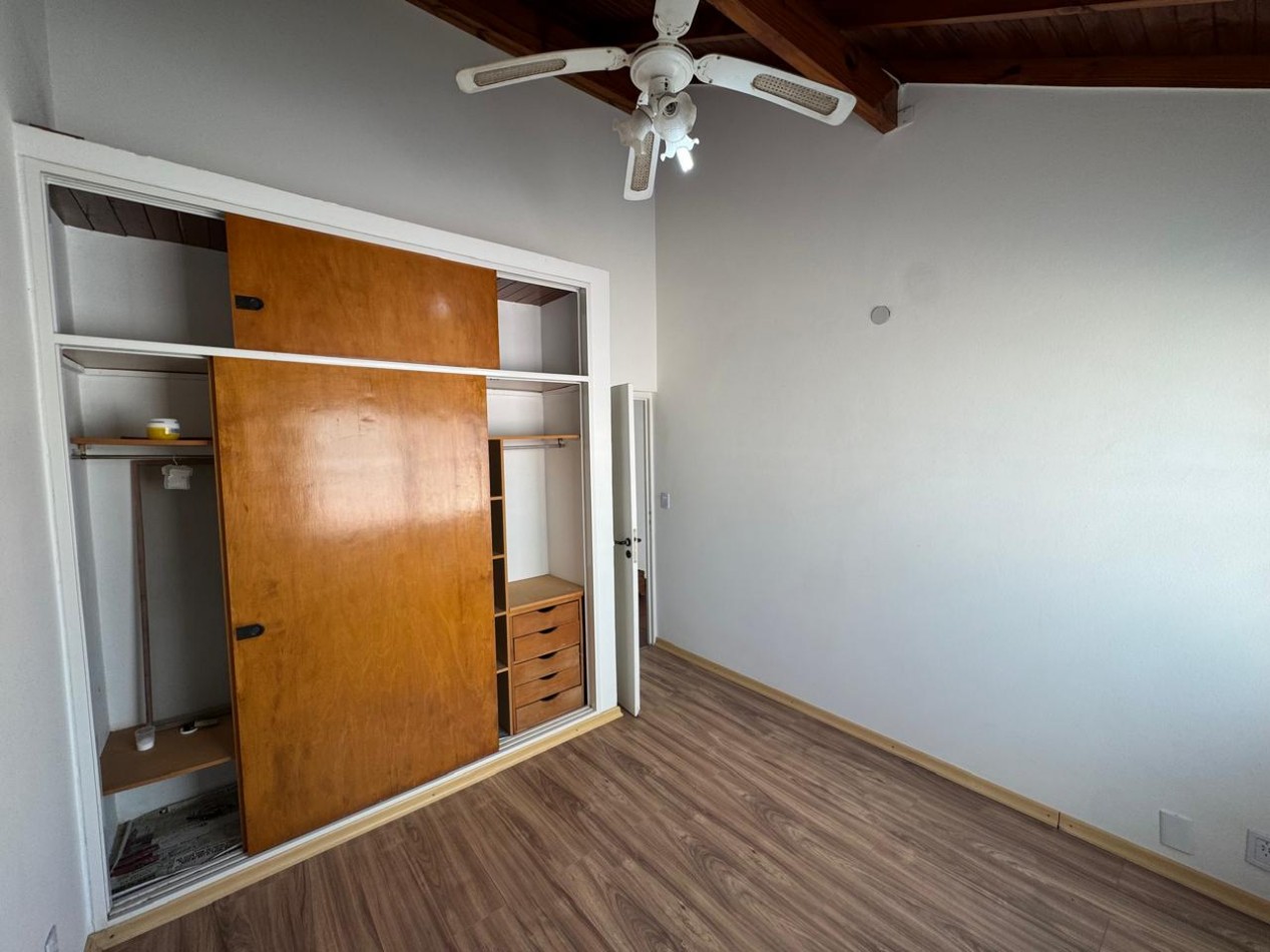 PH 2 AMB AL FONDO EN PLANTA ALTA CON TERRAZA SEMICUBIERTA.REF.907