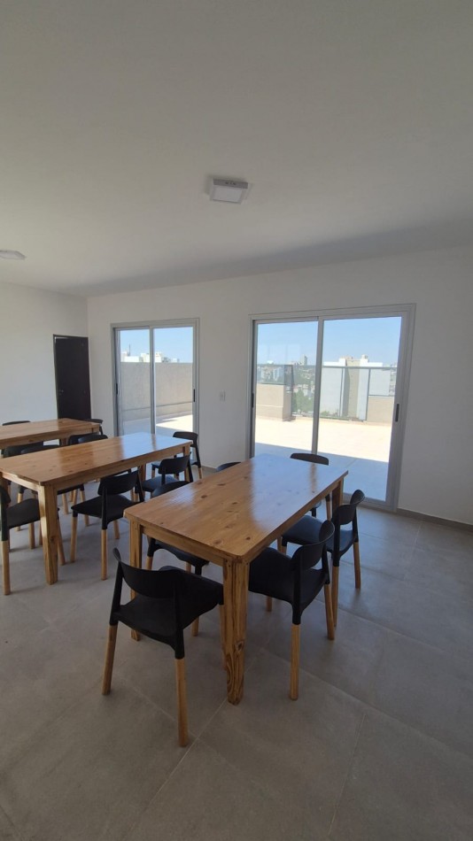 DEPTO 2 AMB CON BALCON CONTRAFRENTE (SIN EXPENSAS) REF. 898/3